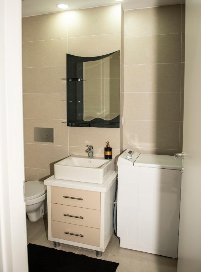 Raphael Apartment North Bucharest Cosmopolis Stefanestii de Jos Экстерьер фото